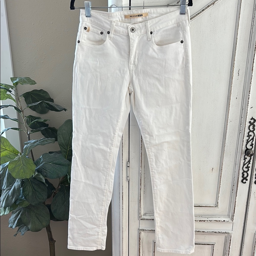 Big Star 1974 Women’s White Straight Leg Jeans Size 26